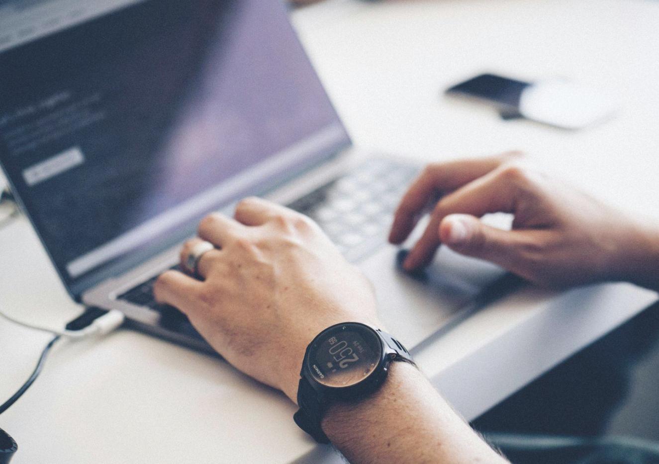 Moderne Finanzplanung am Arbeitsplatz